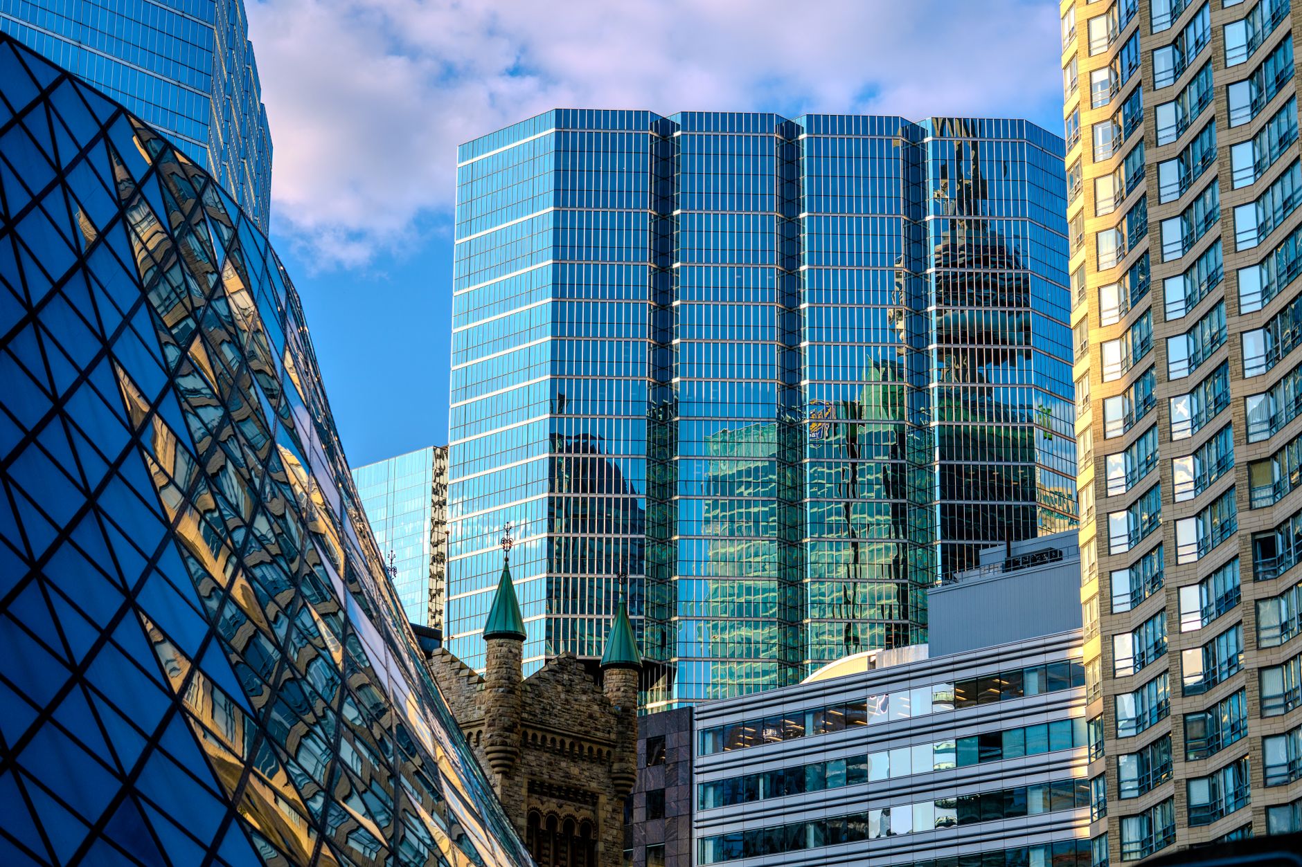 Financial infrastructure and regulated institutions in Europe