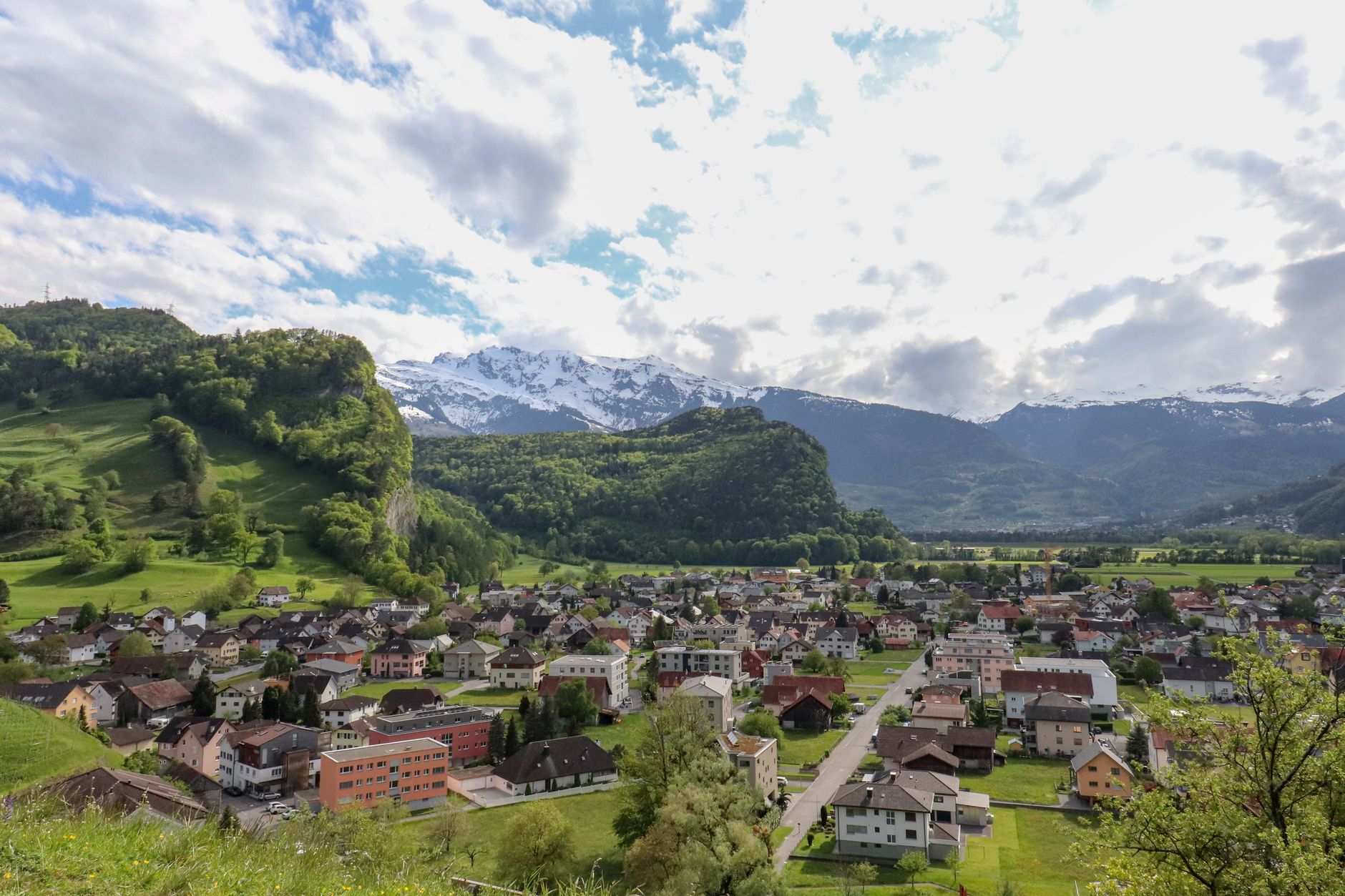 Liechtensteiner Berglandschaft repräsentiert die Jurisdiktion ausserhalb der EU