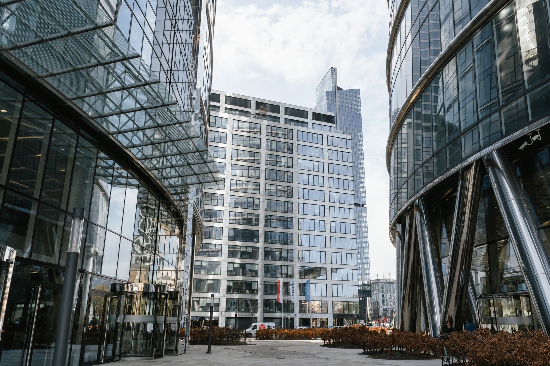 European financial district with modern office towers, symbolising EEA-wide payment infrastructure